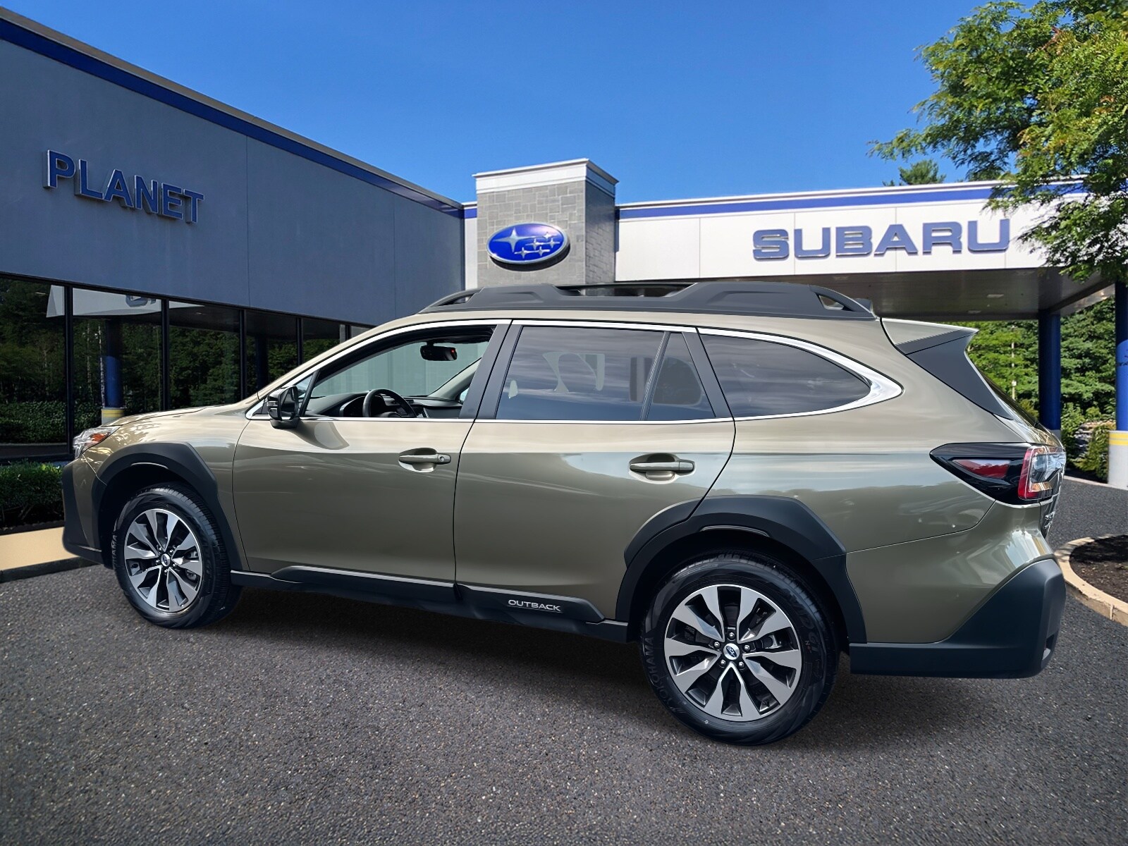 2024 Subaru Outback Limited photo 3