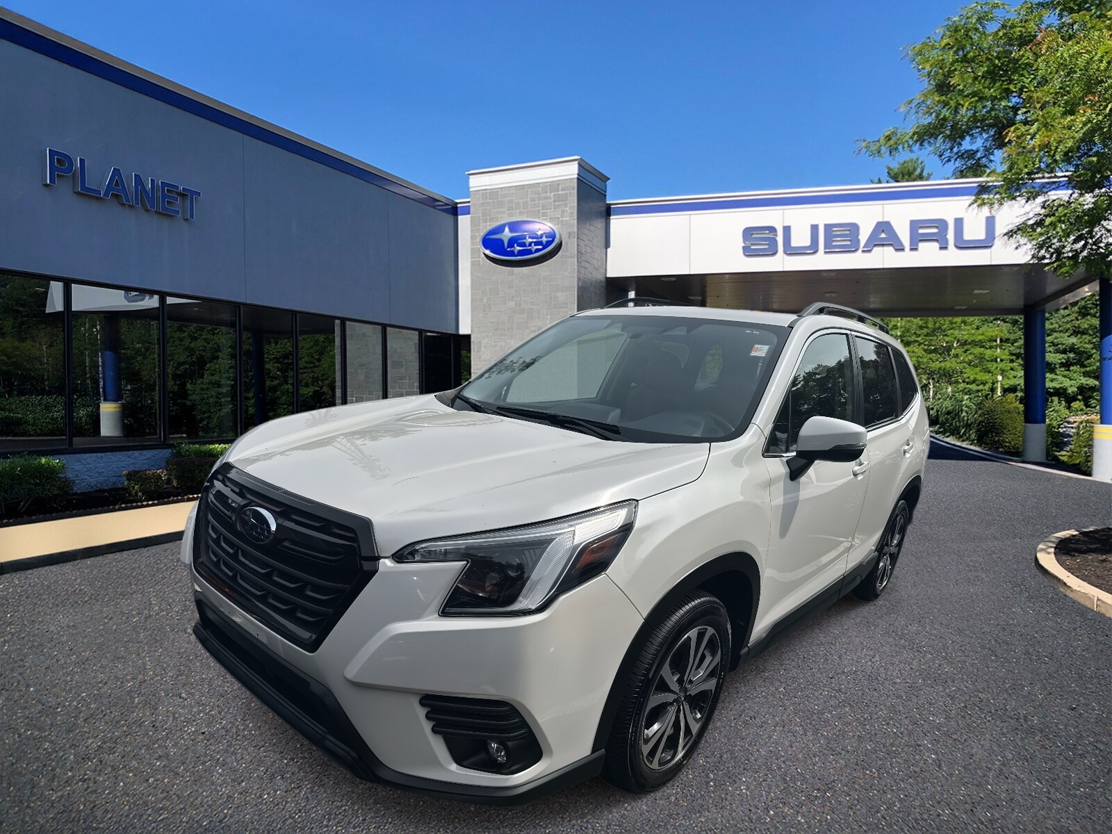 2024 Subaru Forester Limited photo 3