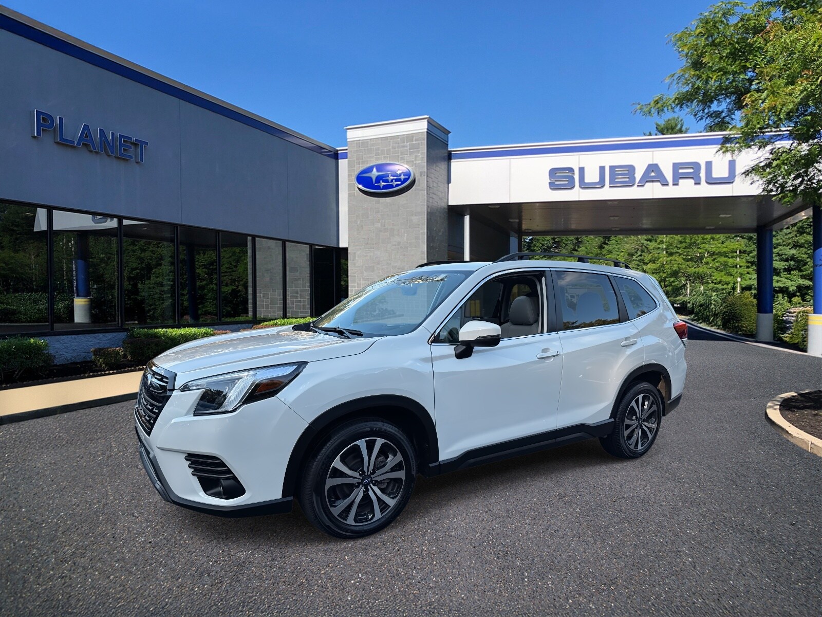 2024 Subaru Forester Limited Base photo 4