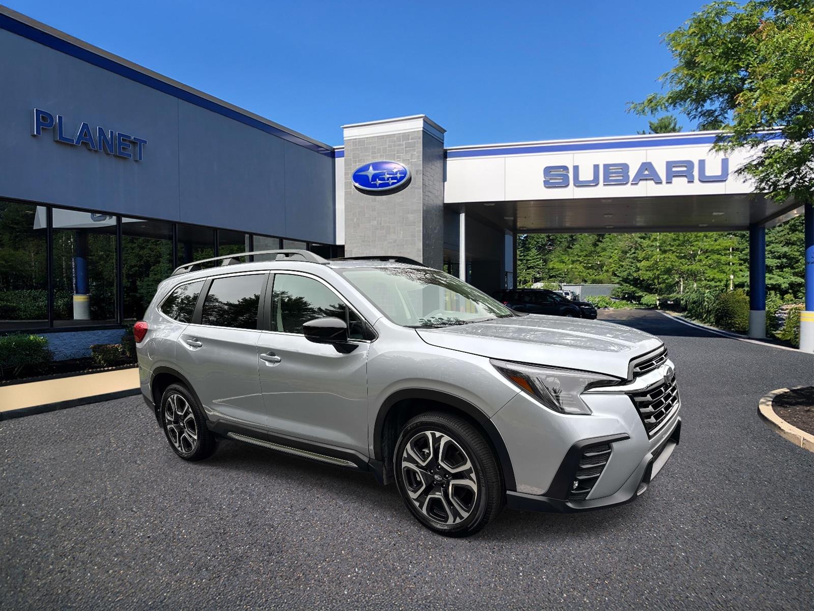 2024 Subaru Ascent Limited 8 Passenger's photo