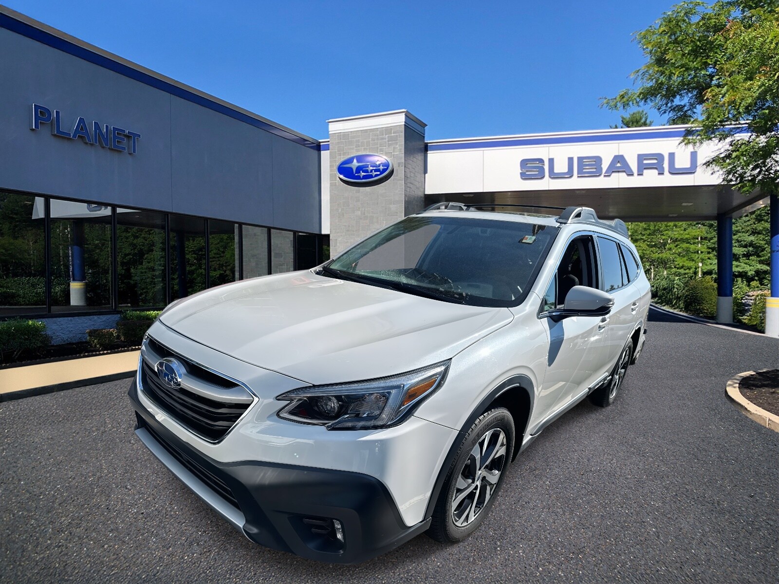 2022 Subaru Outback Limited XT photo 4