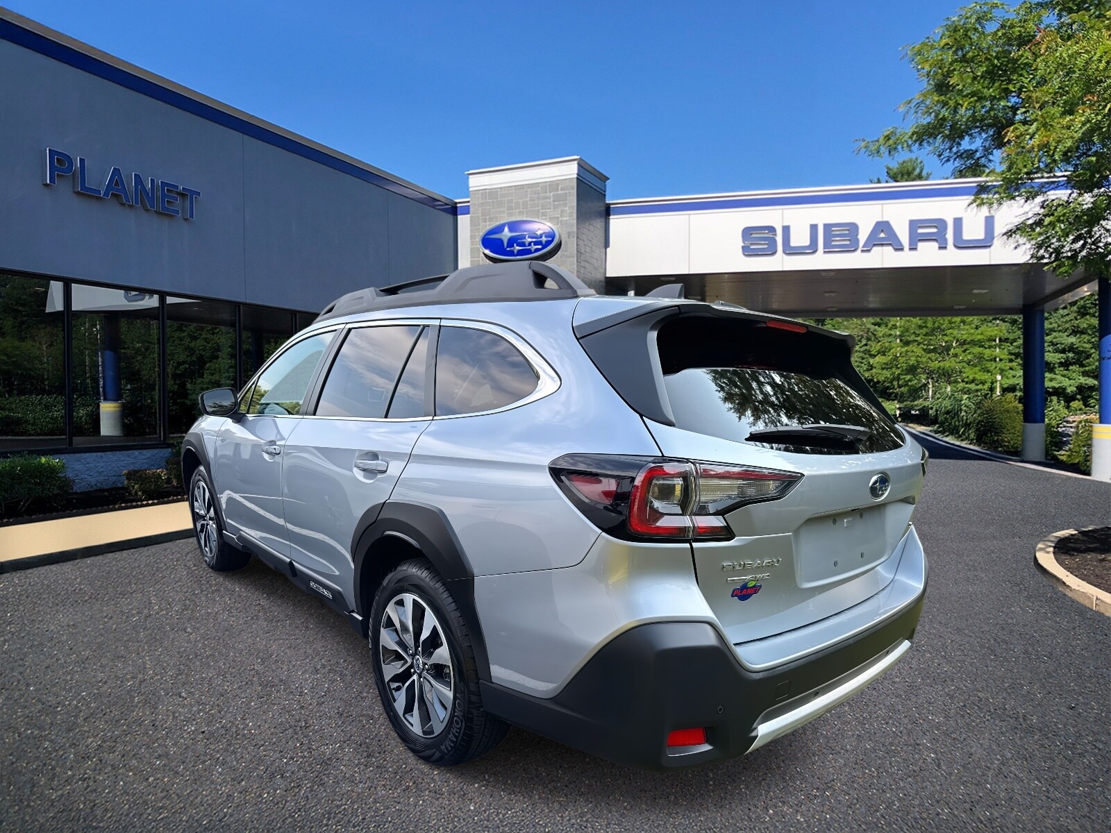 2024 Subaru Outback Limited photo 3