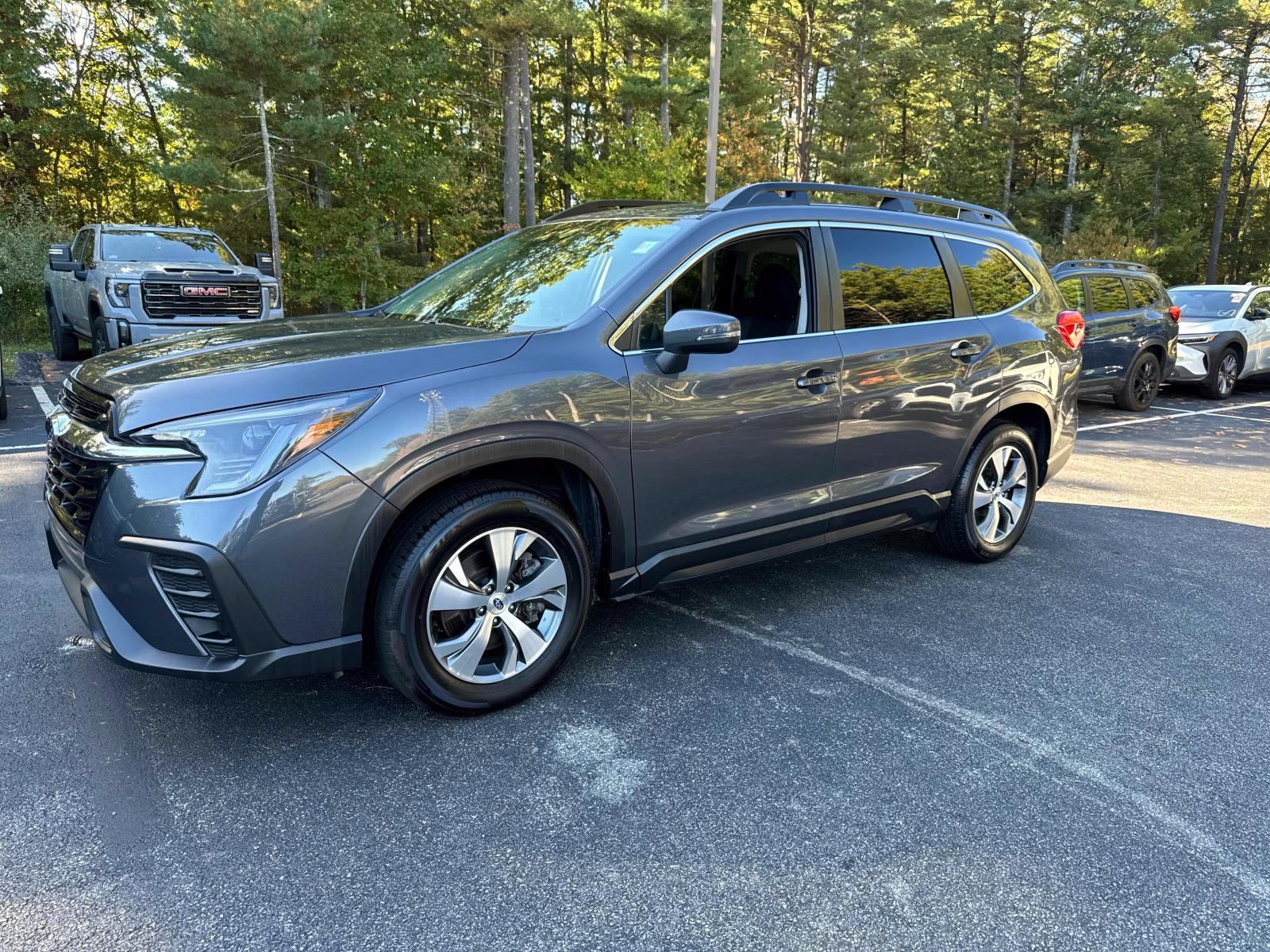 2023 Subaru Ascent Premium photo 4