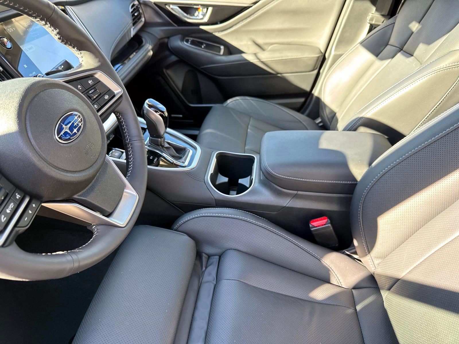 2025 Subaru Outback Touring - Photo 10