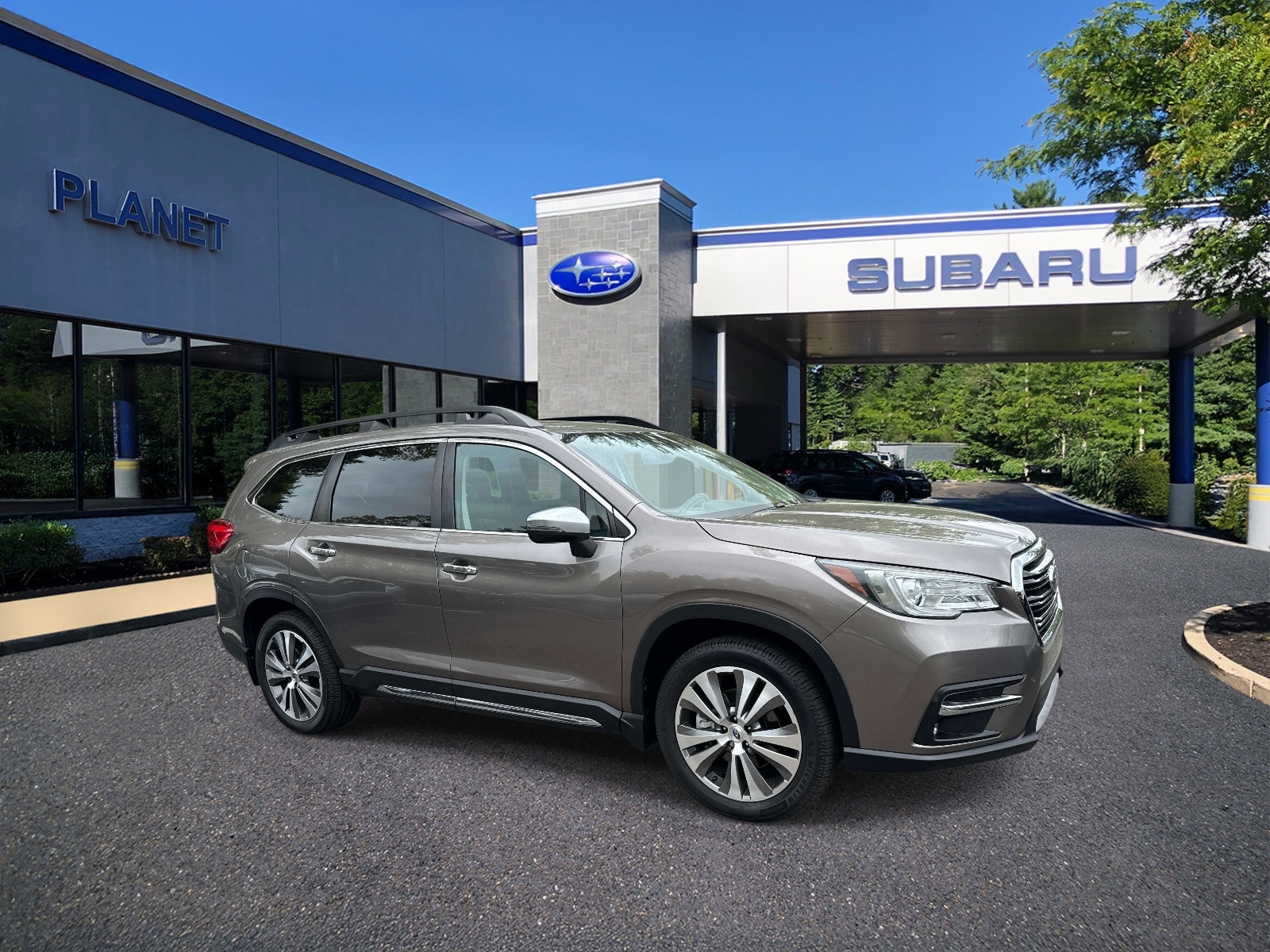 2021 Subaru Ascent Touring's photo