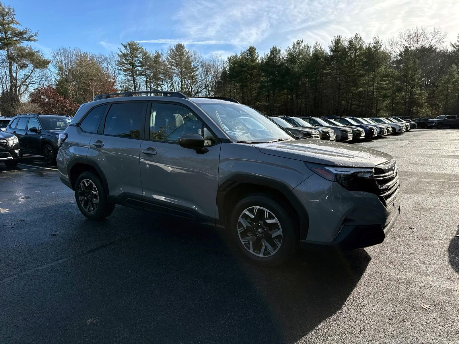 2025 Subaru Forester Premium's photo