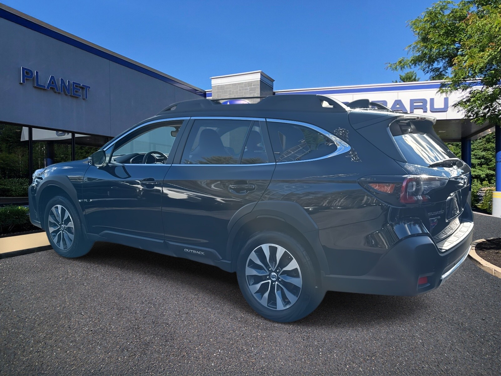 2023 Subaru Outback Limited photo 3