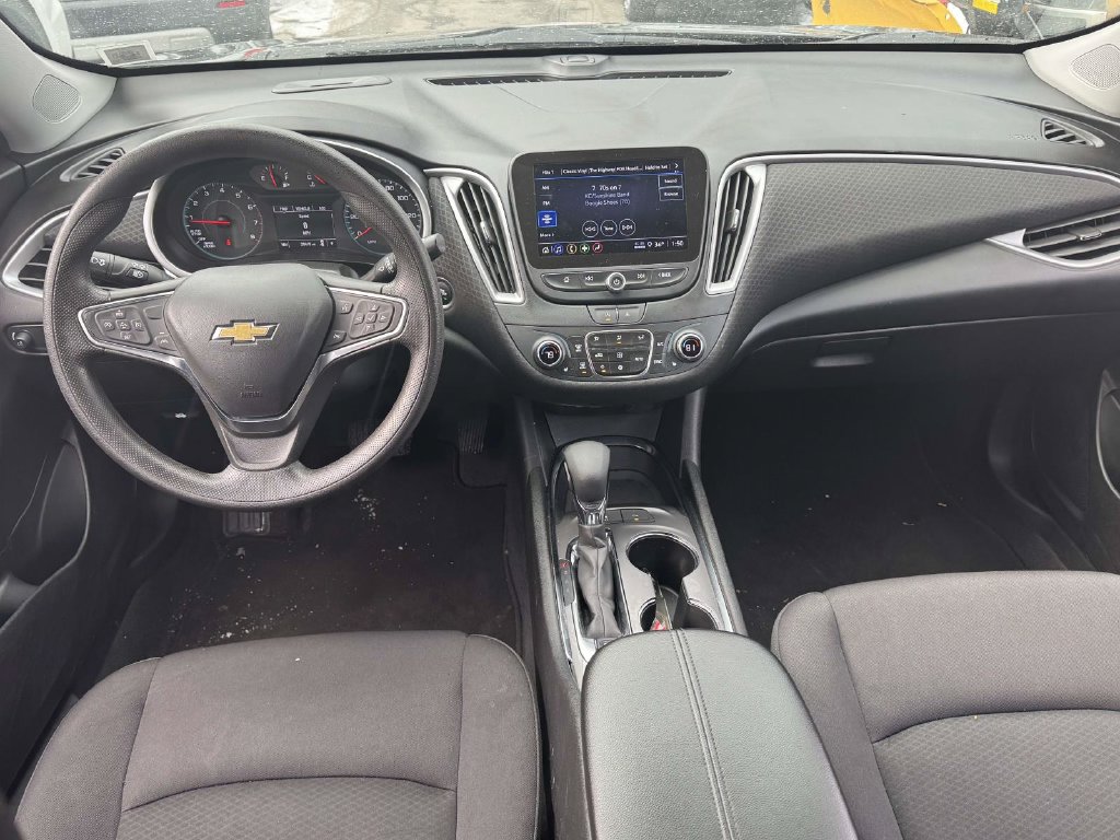 2024 Chevrolet Malibu 1LT - Photo 11