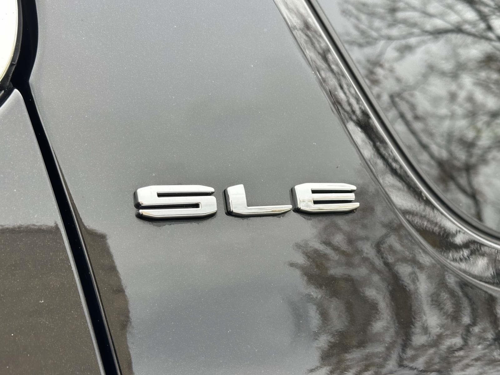 2023 GMC Acadia SLE - Photo 14