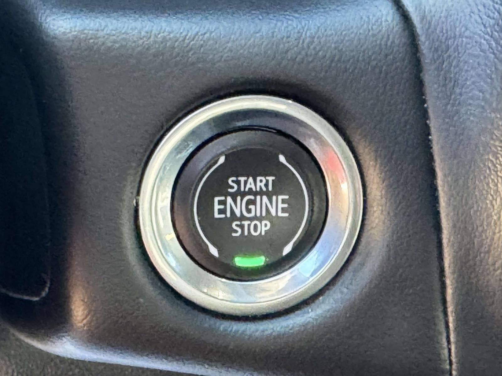 2023 GMC Yukon SLT - Photo 24