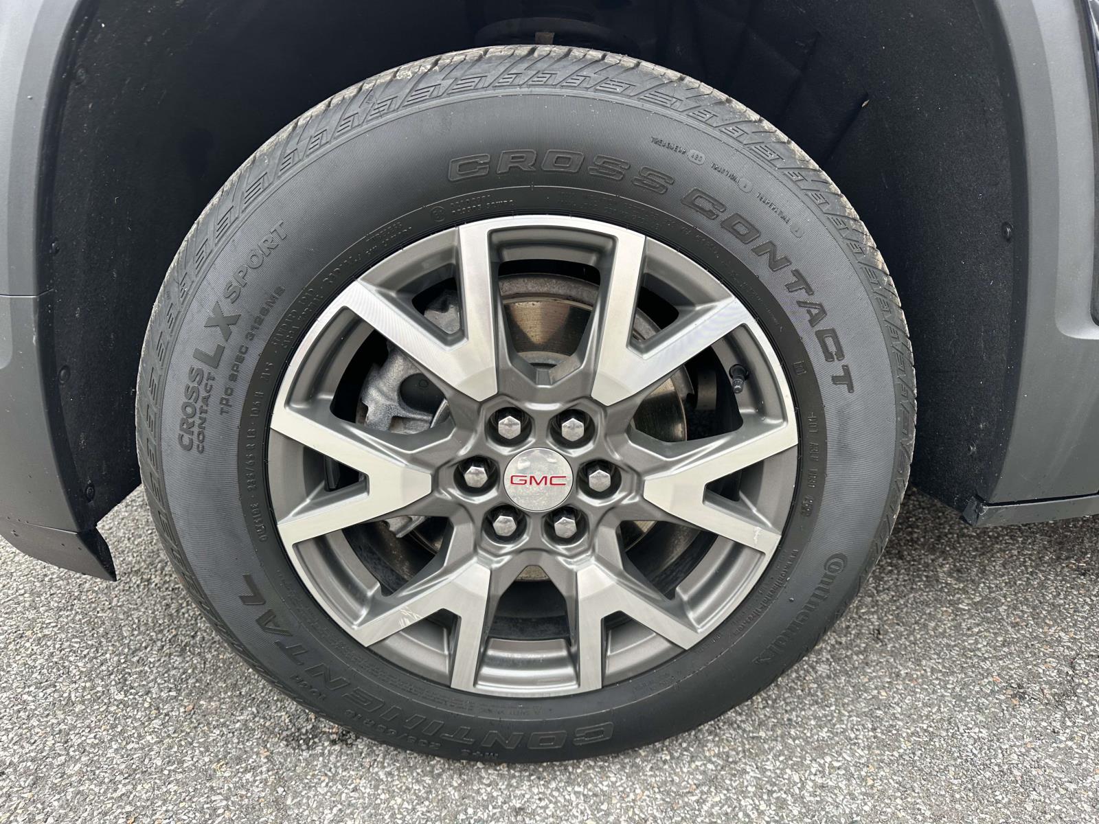 2023 GMC Acadia SLE - Photo 10