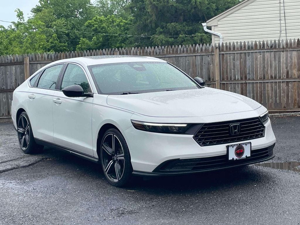 2024 Honda Accord Hybrid Sport's photo