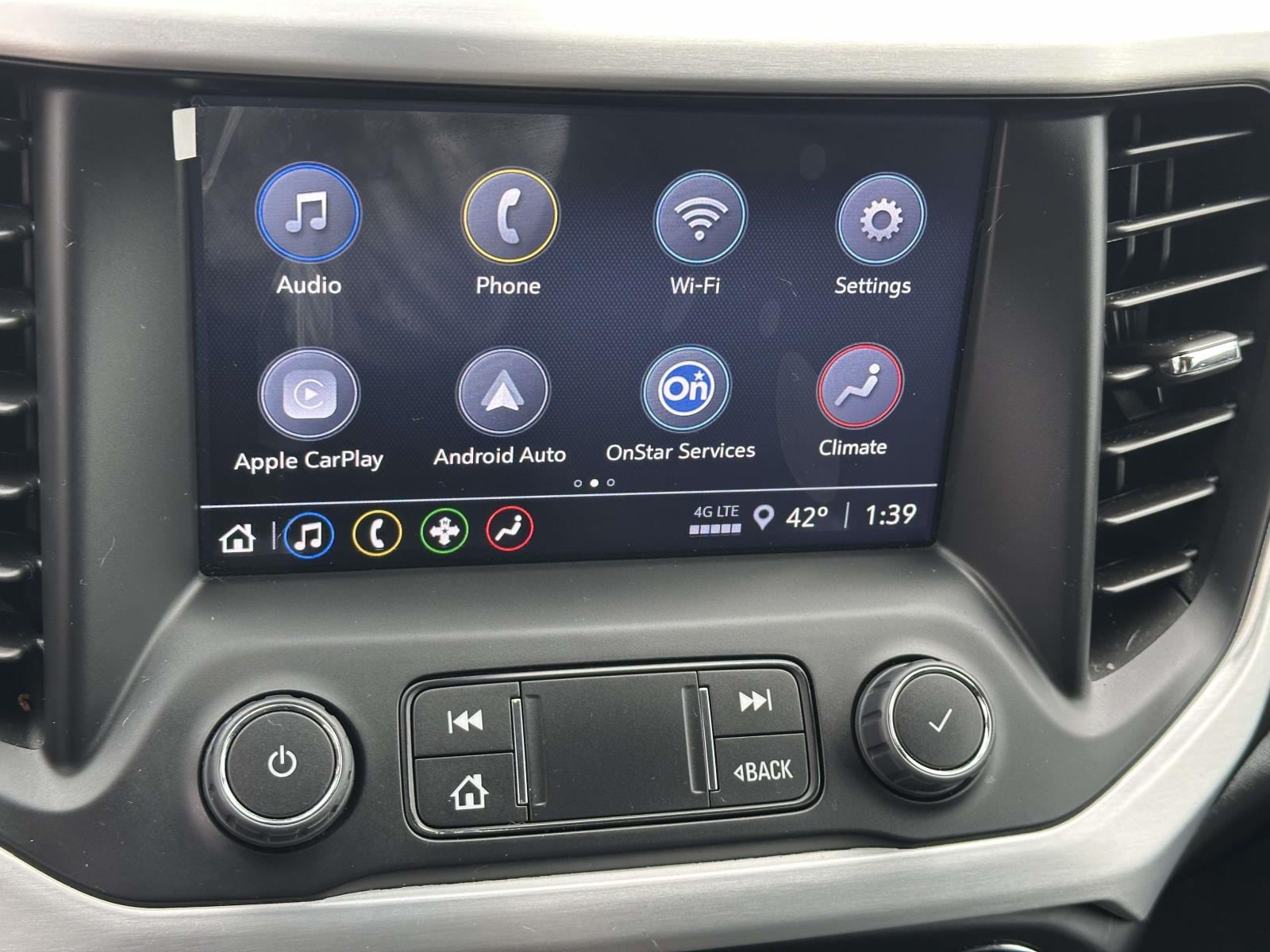 2023 GMC Acadia SLE - Photo 22