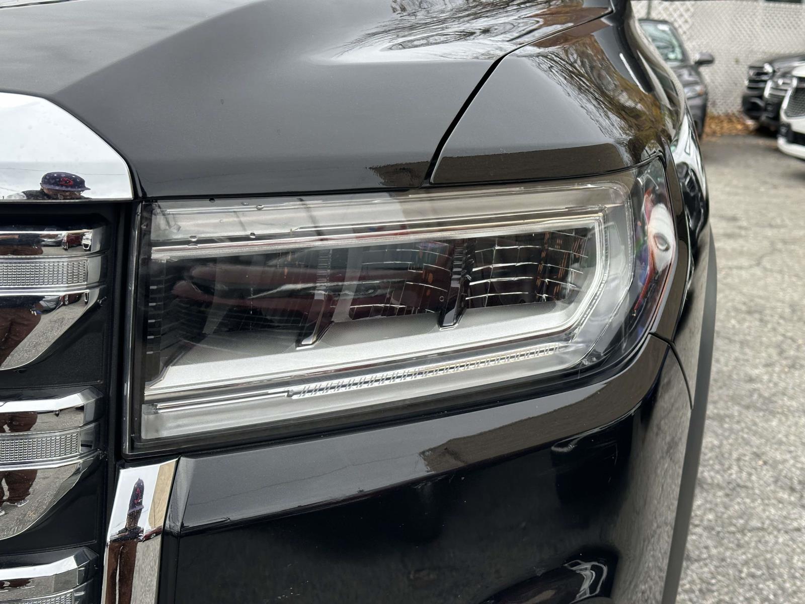 2023 GMC Acadia SLE - Photo 9