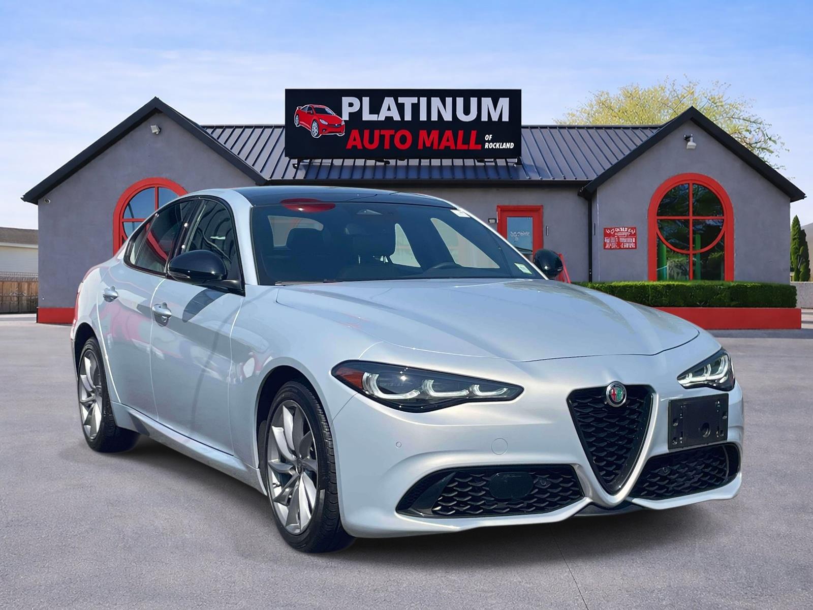 2025 Alfa Romeo Giulia Sprint / Base- Tributo Italiano - Intensa
