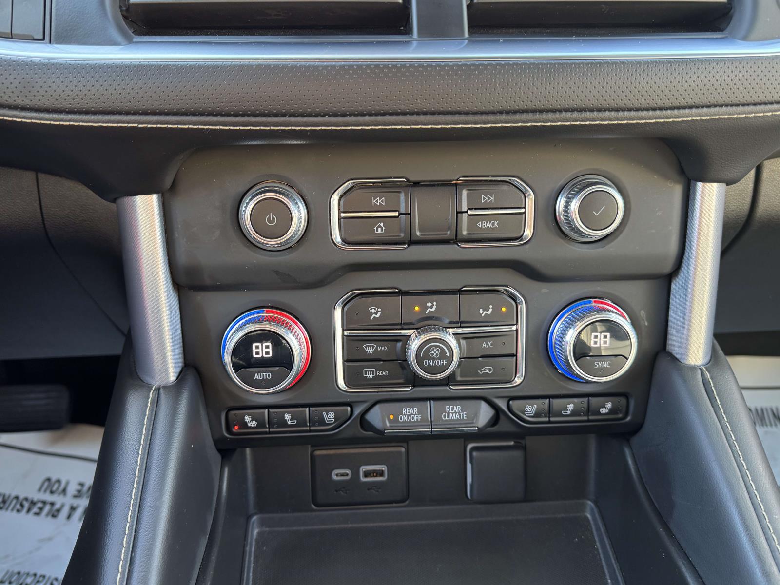 2023 GMC Yukon SLT - Photo 27