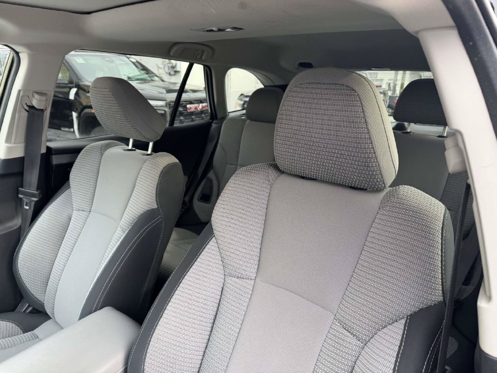 2022 Subaru Outback Premium - Photo 15