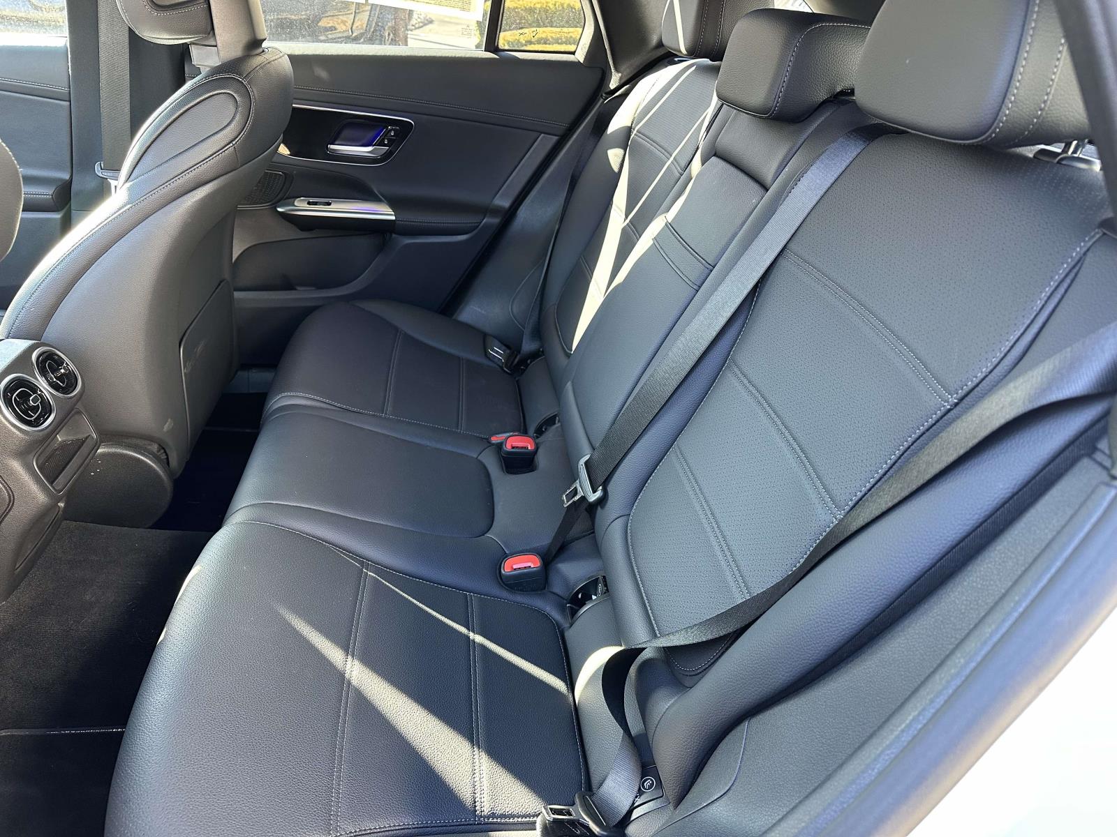 2024 Mercedes-Benz GLC GLC 300 - Photo 16