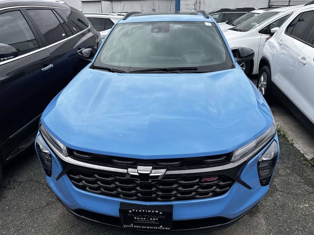 Used 2024 Chevrolet Trax RS with VIN KL77LJE22RC106271 for sale in White Plains, NY