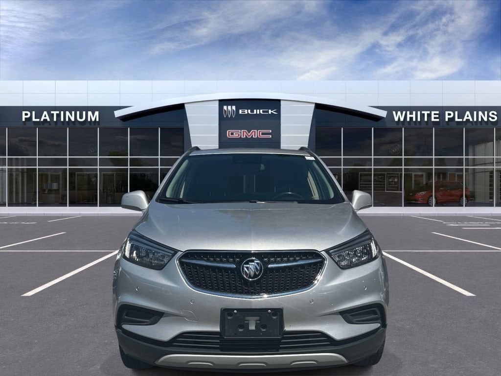 Used 2022 Buick Encore Preferred with VIN KL4CJESM2NB560373 for sale in White Plains, NY