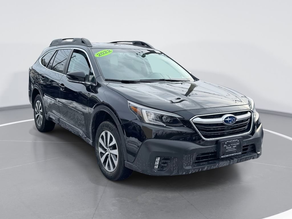 2022 Subaru Outback Premium's photo