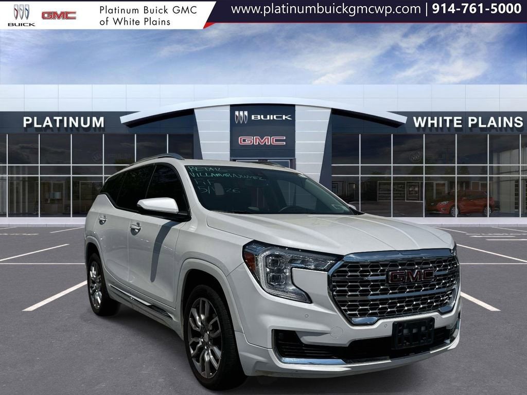 2023 GMC Terrain Denali AWD's photo