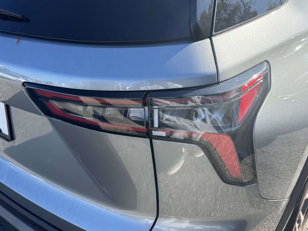 2025 Chevrolet Equinox LT - Photo 10