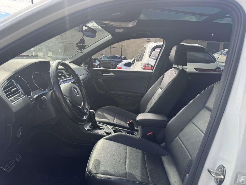 2020 Volkswagen Tiguan SE R-LINE BLACK - Photo 19