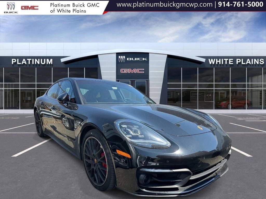 2023 Porsche Panamera 4 Platinum Edition's photo