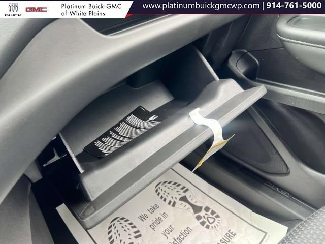 2024 GMC Terrain SLE - Photo 29