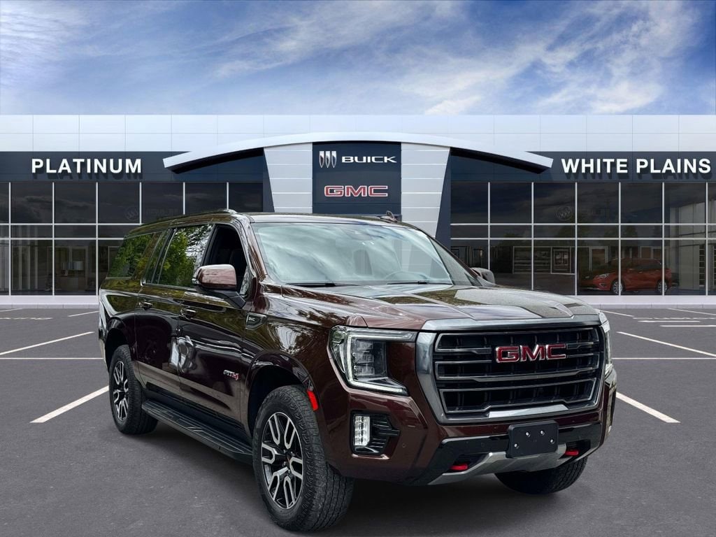 2023 GMC Yukon 4WD AT4's photo