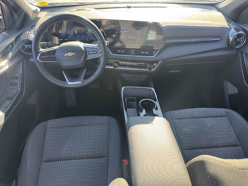 2025 Chevrolet Equinox LT - Photo 13