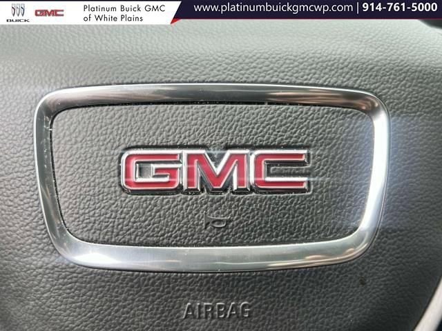 2024 GMC Terrain SLE - Photo 31
