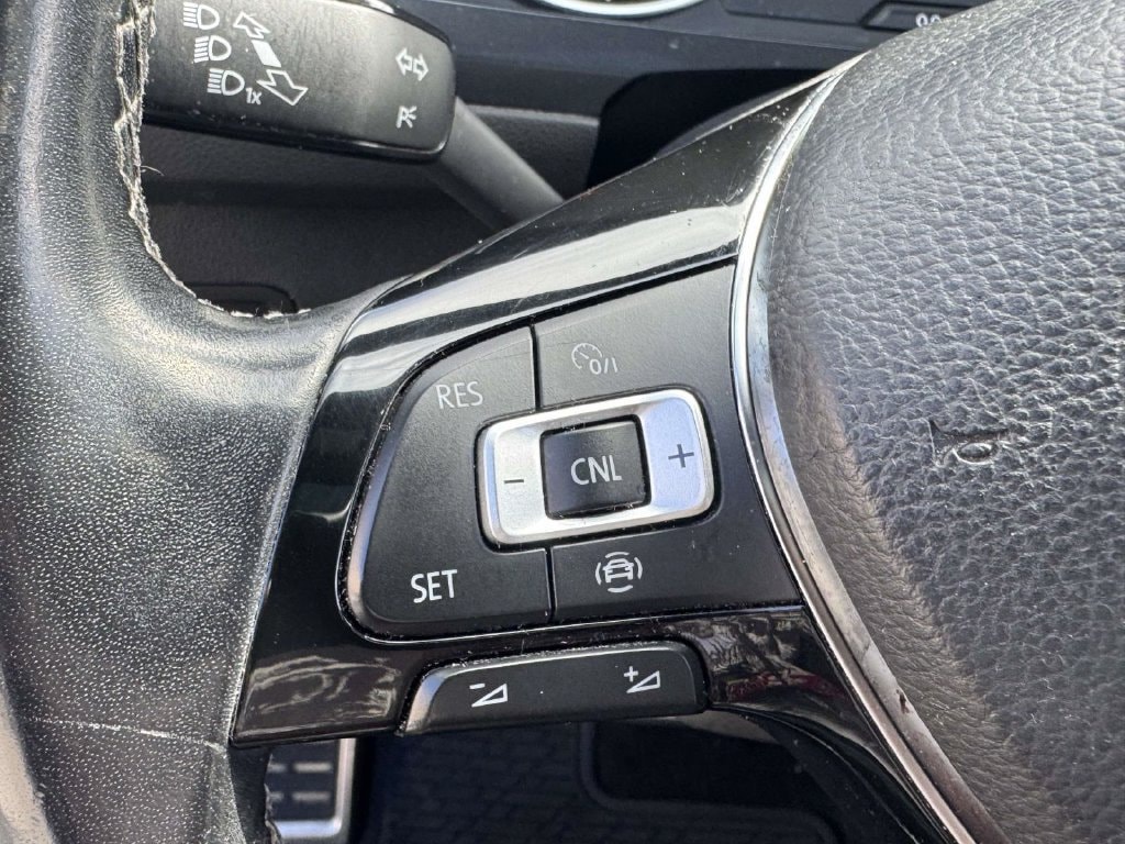 2020 Volkswagen Tiguan SE R-LINE BLACK - Photo 23