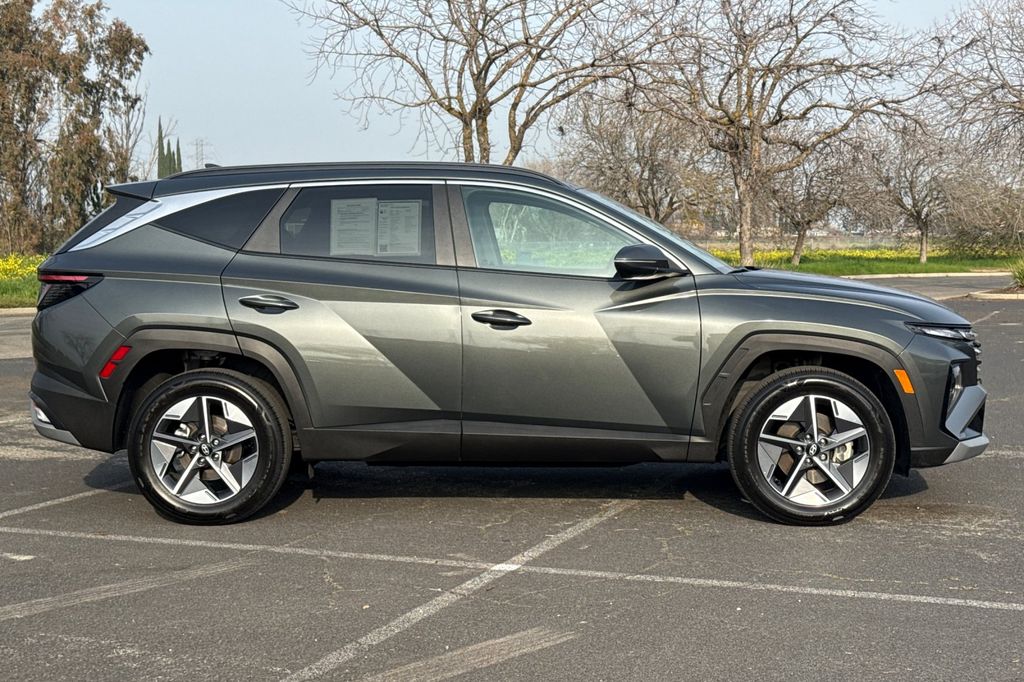 2025 Hyundai Tucson Hybrid SEL Convenience photo 2