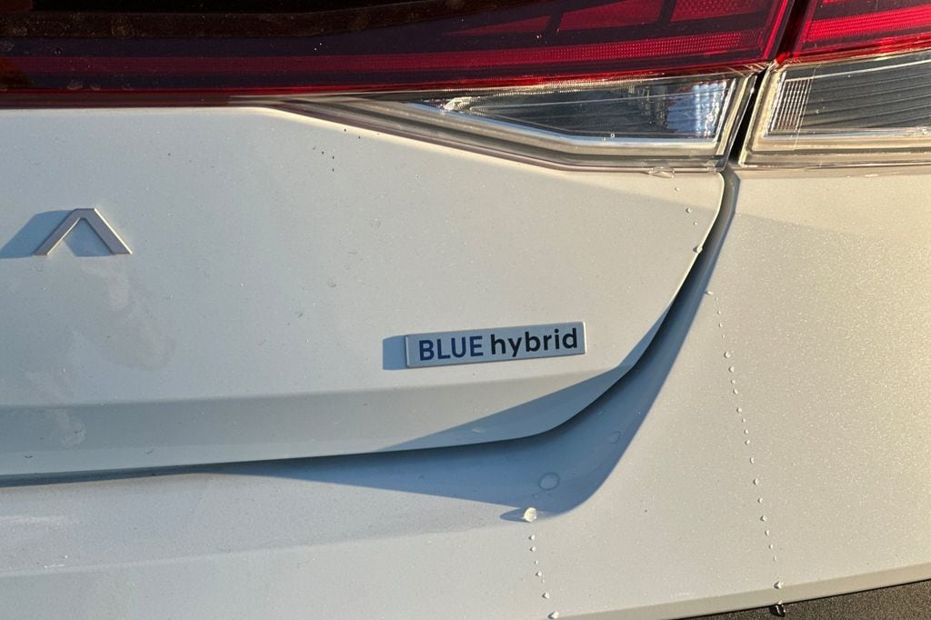2026 Hyundai Elantra 22