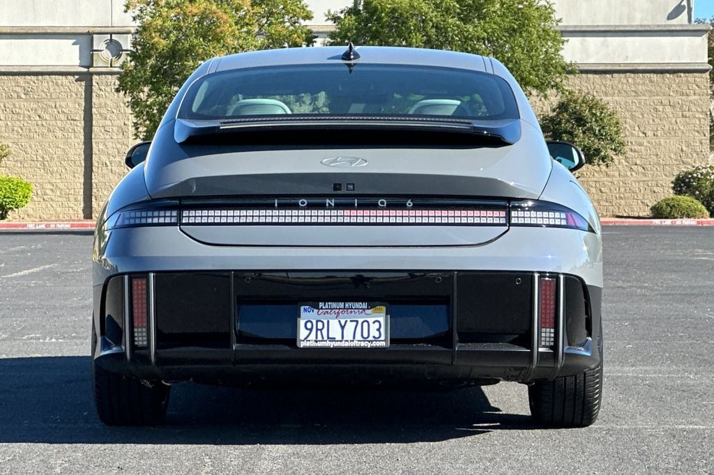 2023 Hyundai IONIQ 6 SEL AWD photo 4