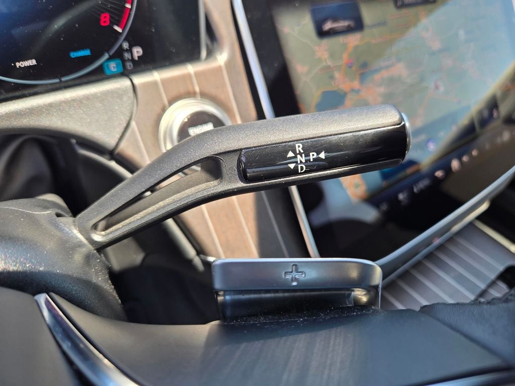 2025 Mercedes-Benz E-Class 23