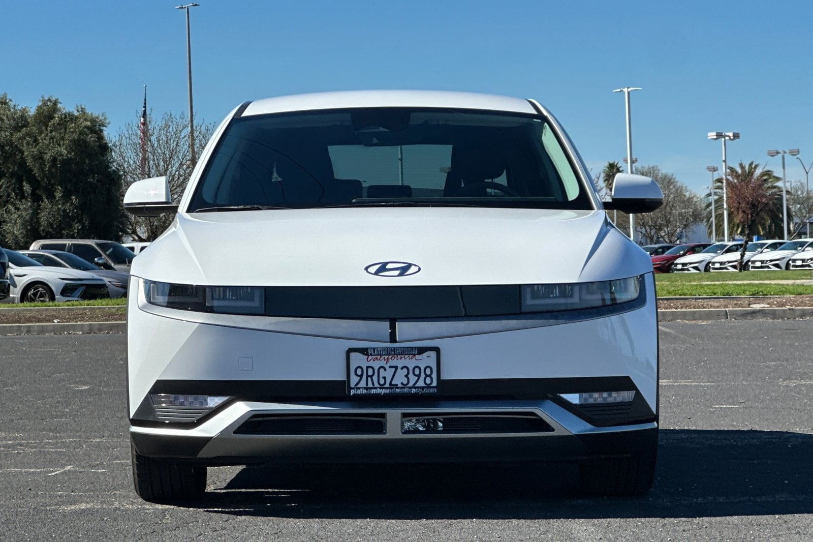 2023 Hyundai IONIQ 5 SE photo 5