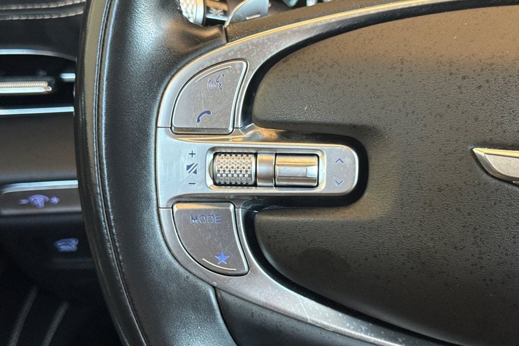 2024 GENESIS GV80 28