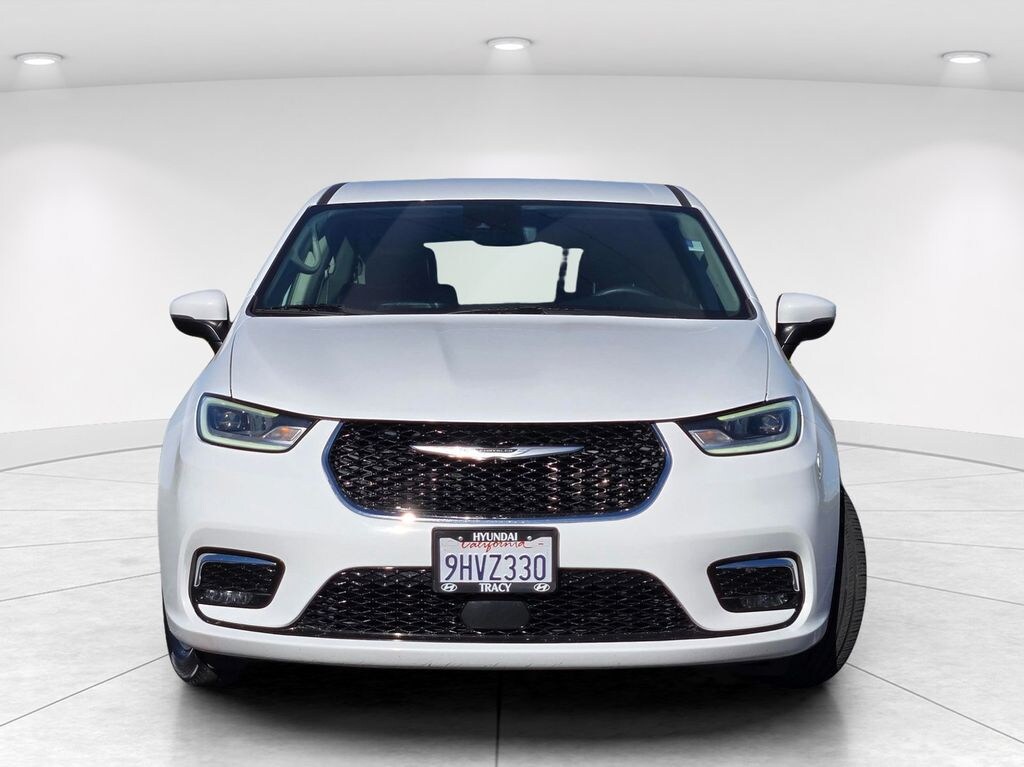 Used 2023 Chrysler Pacifica Plug-In Hybrid Touring L Van Passenger Van