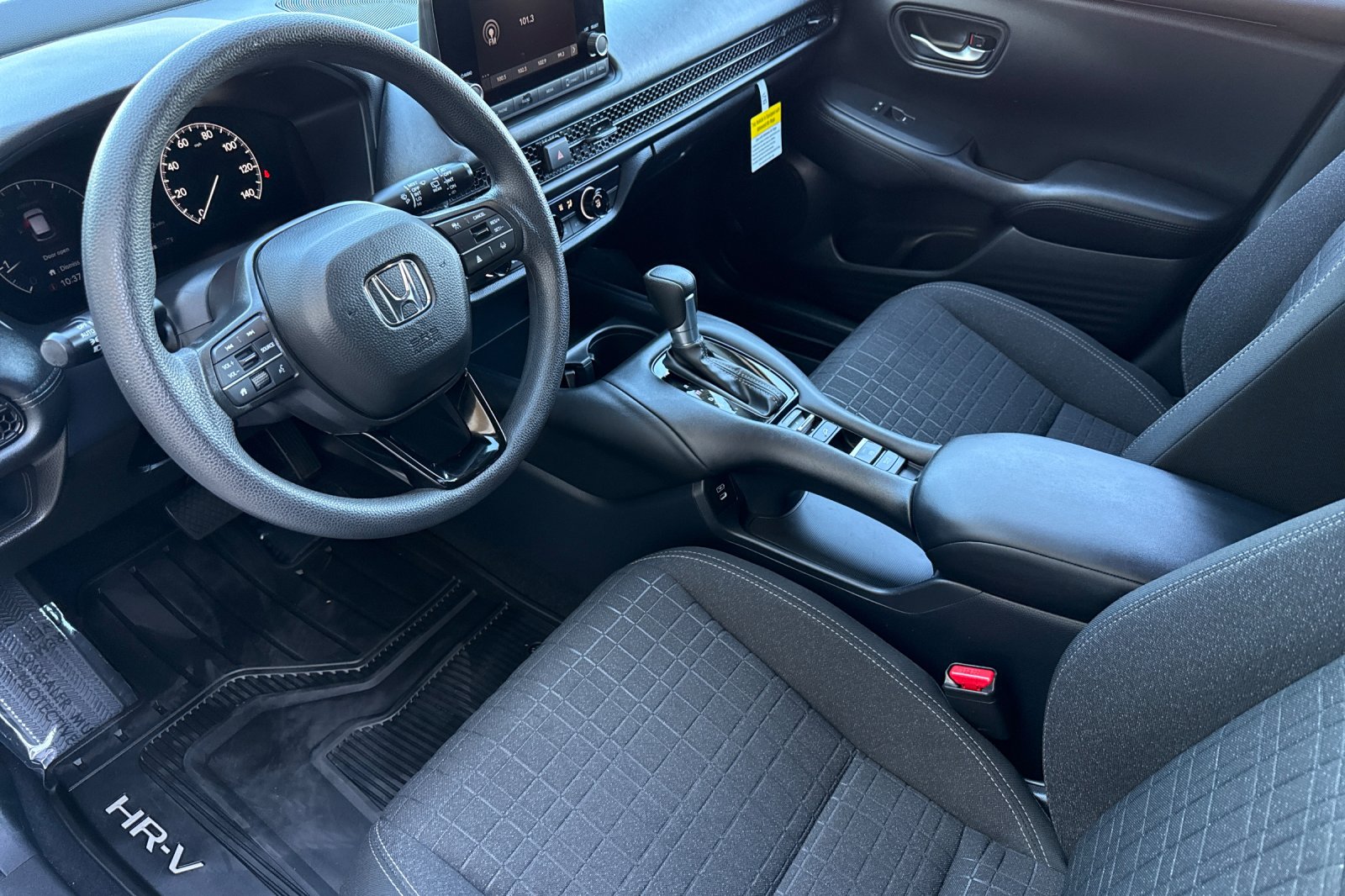 2024 Honda HR-V LX photo 6