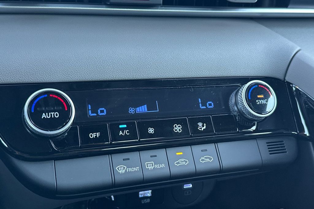 2026 Hyundai Elantra 16
