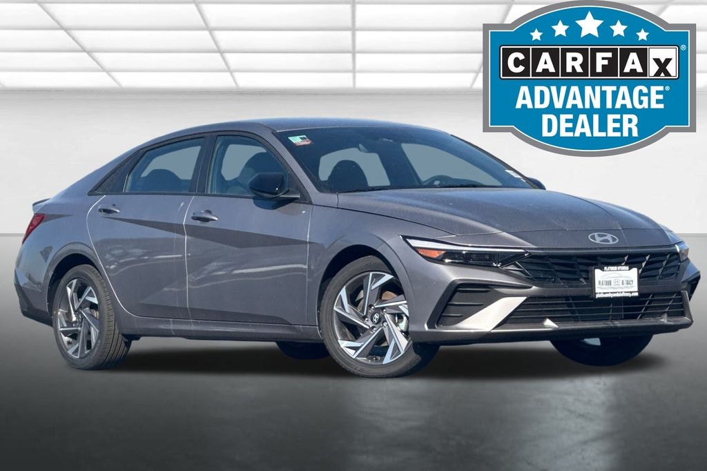 Certified 2025 Hyundai Elantra SEL Sport Sedan