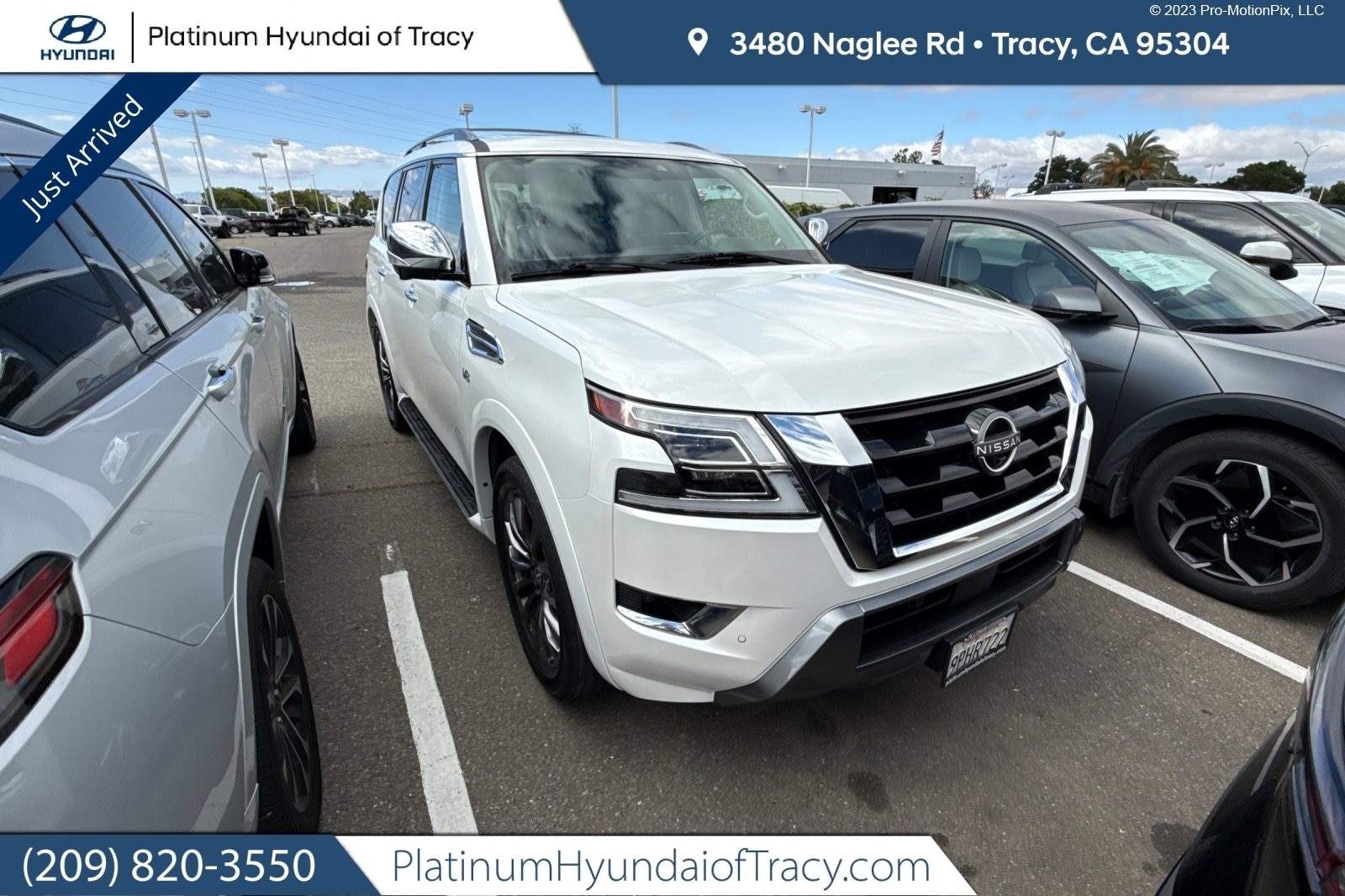 2022 Nissan Armada Platinum 4X2's photo