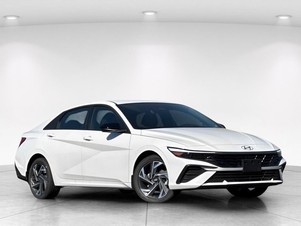Certified 2025 Hyundai Elantra SEL Sport Sedan