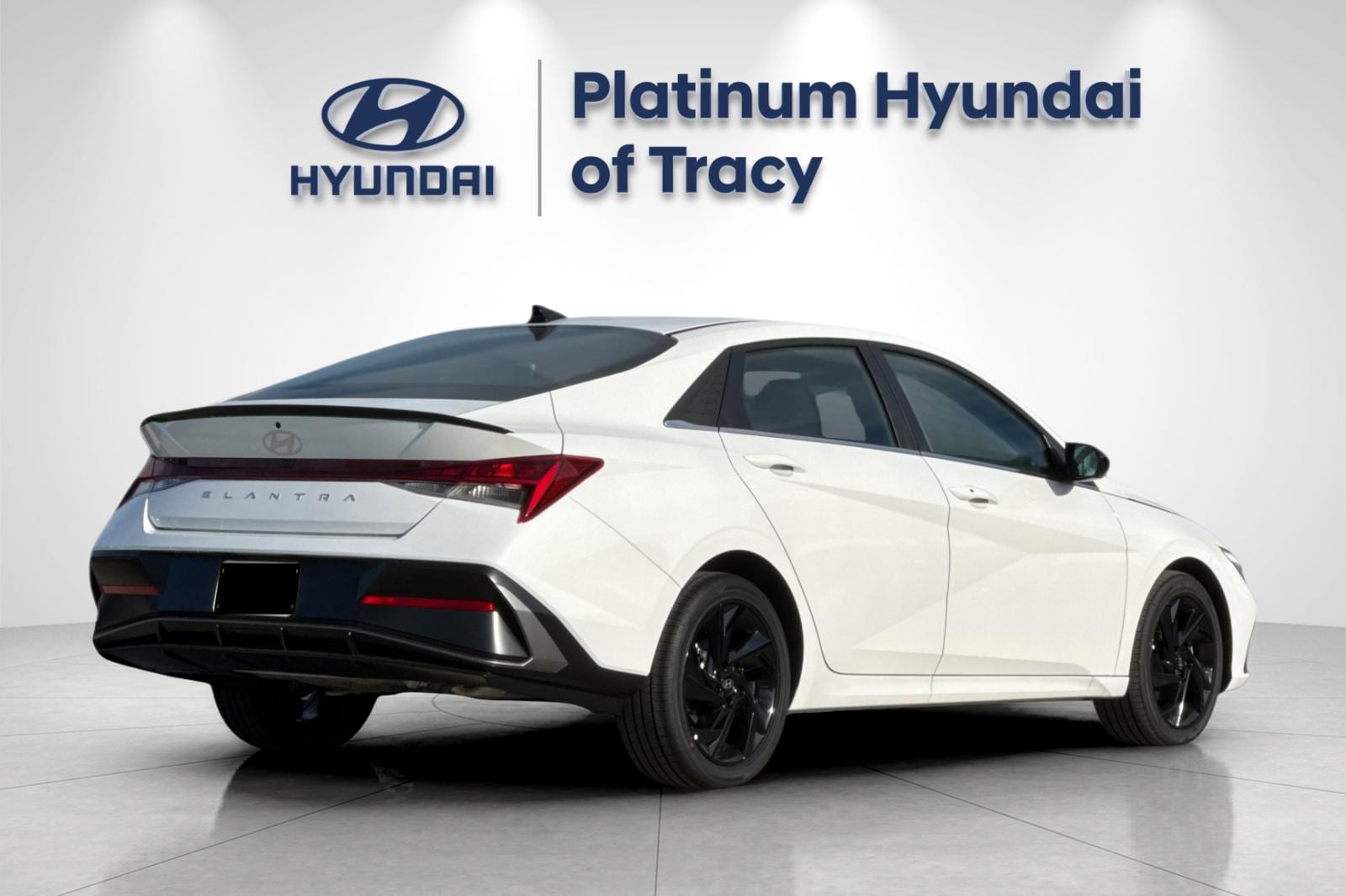 2026 Hyundai Elantra SEL - Photo 4