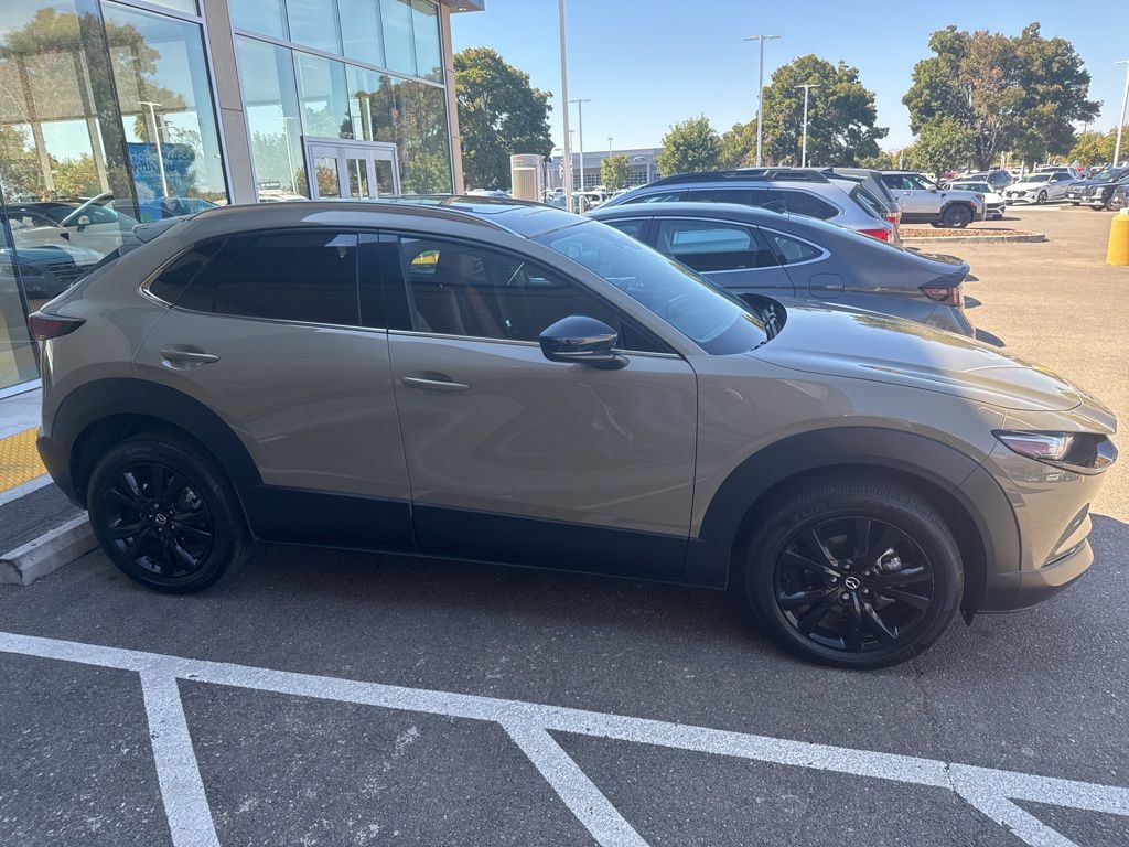 2024 Mazda CX-30 2.5 Carbon Turbo photo 2