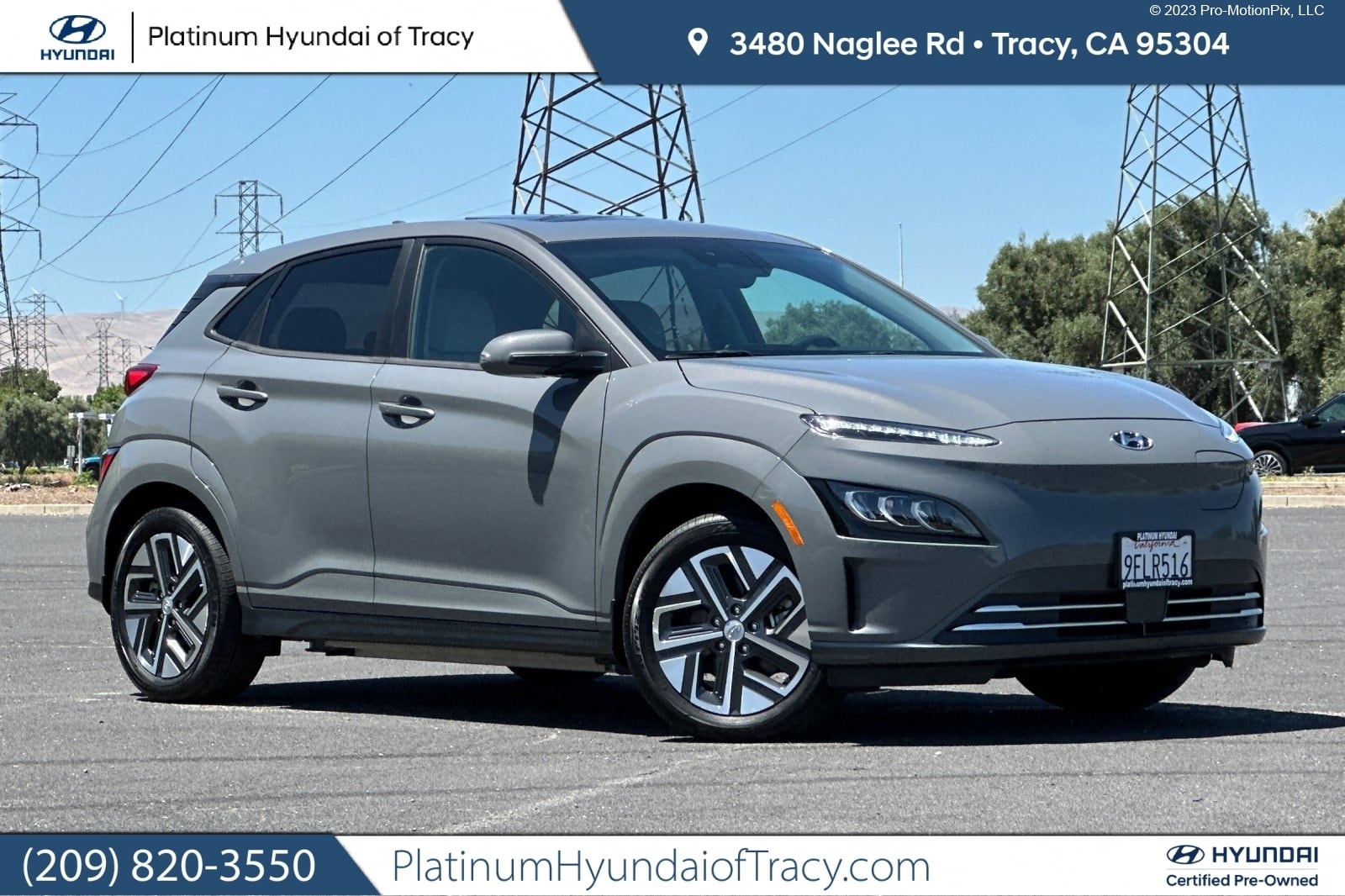 2023 Hyundai Kona Electric Limited's photo