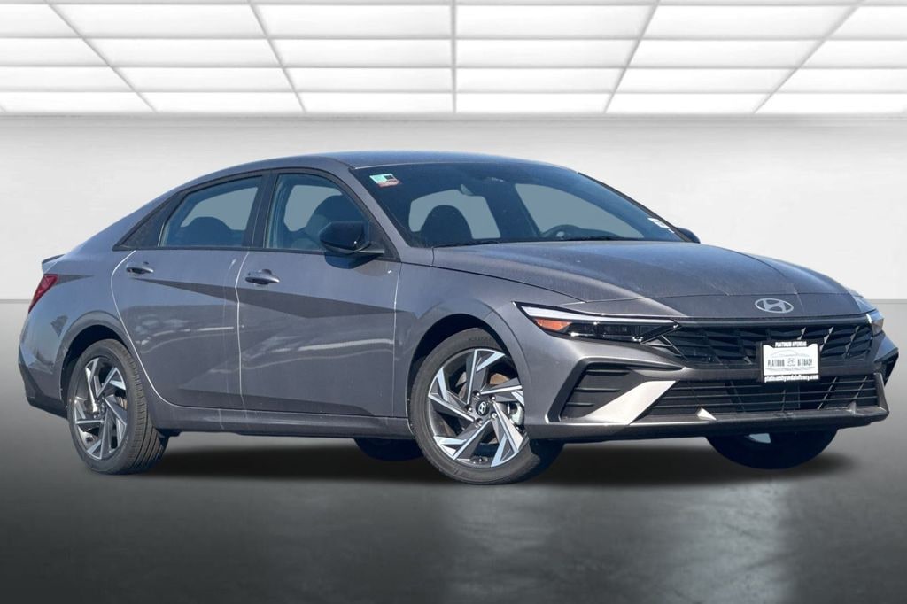 Certified 2025 Hyundai Elantra SEL Sport Sedan
